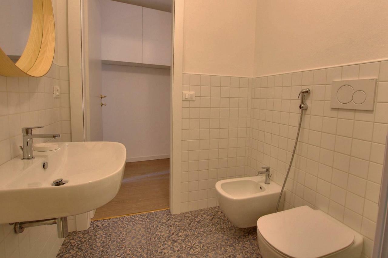 La Briciola Apartment ซีร์มิโอเน ภายนอก รูปภาพ