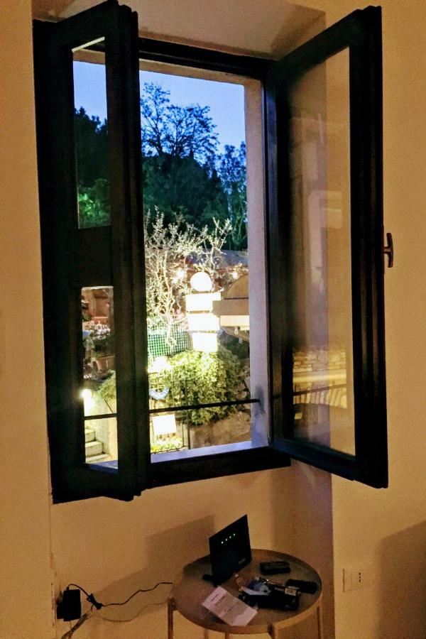La Briciola Apartment ซีร์มิโอเน ภายนอก รูปภาพ